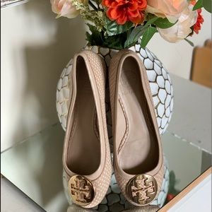 Tori Burch flats 6.5 leather
